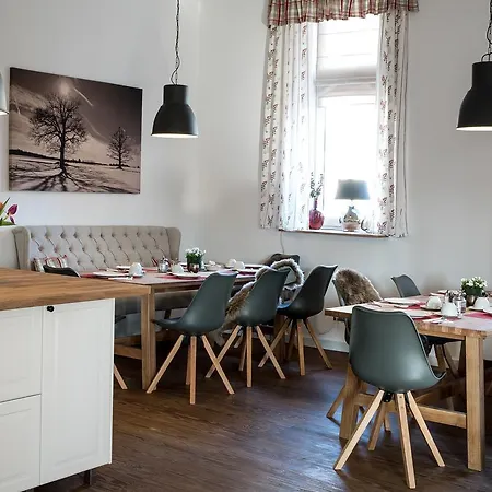 Weddeler Hof 3*